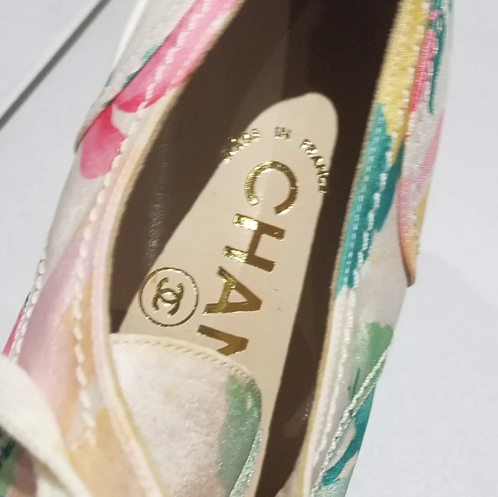 Vintage Chanel - Picture 8 of 10
